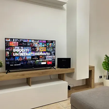 La Dolce - Stone's Throw From The Center *