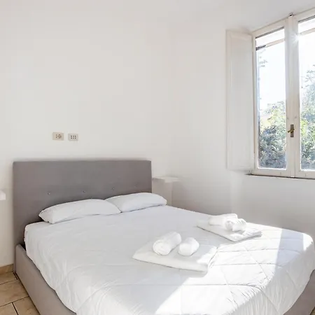 Апартаменты La Dolce - Stone's Throw From The Center